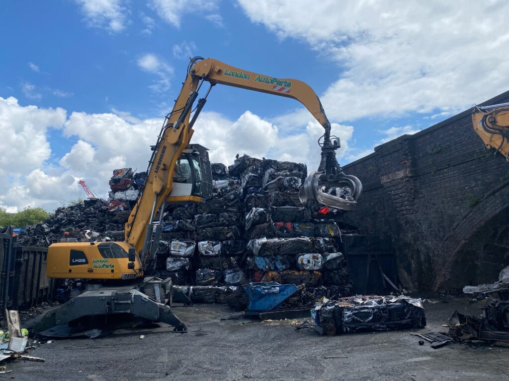 London Metal Recycling: Scrap your Vehicle and Metal